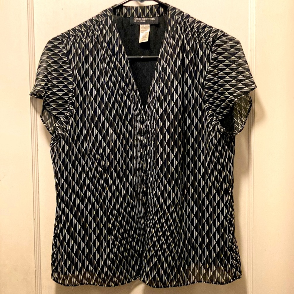 Classy short sleeve blouse